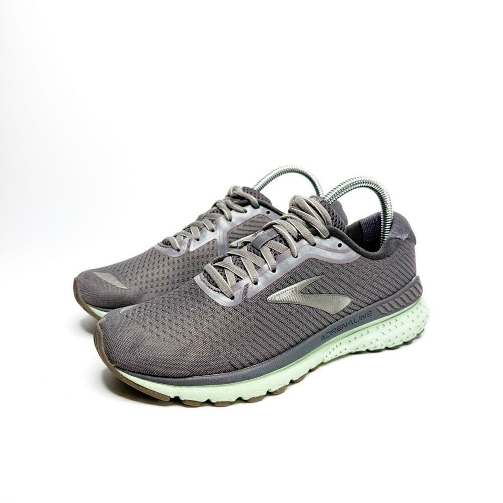 Brooks Women's Adrenaline GTS 20 Women's Running Shoes Size 7.5